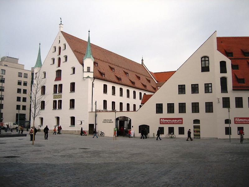 IMG_1295.JPG - Platz vor der Synagoge