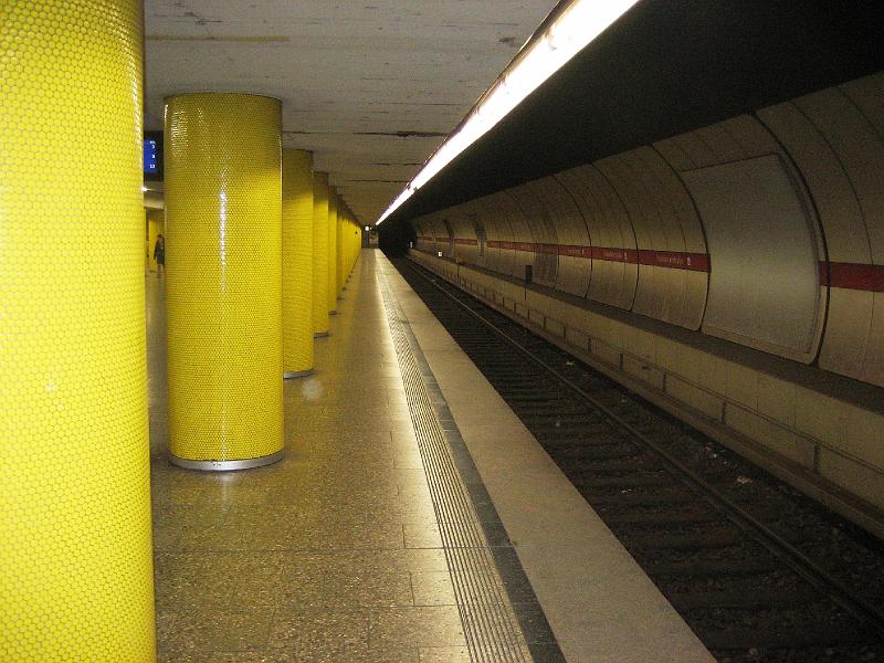IMG_1319.JPG - U-Bahnstation Fraunhoferstraße